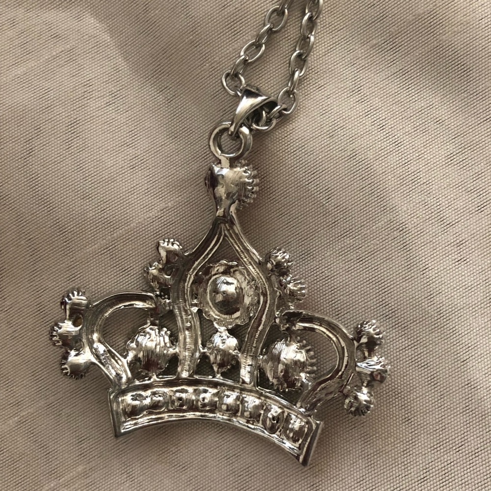 Silver And Rhinestone Crown Statement Necklace - image 7